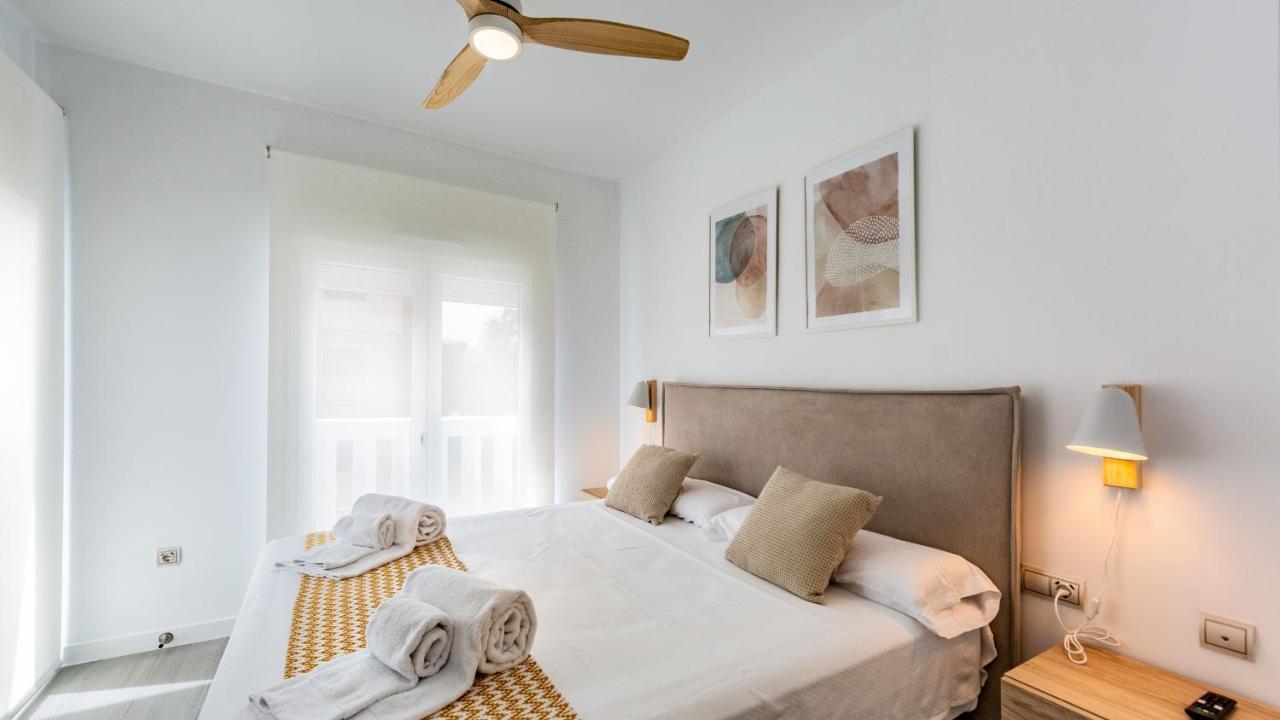 מוטריל Homity Holidays - Playa Granada - Marina Golf מראה חיצוני תמונה