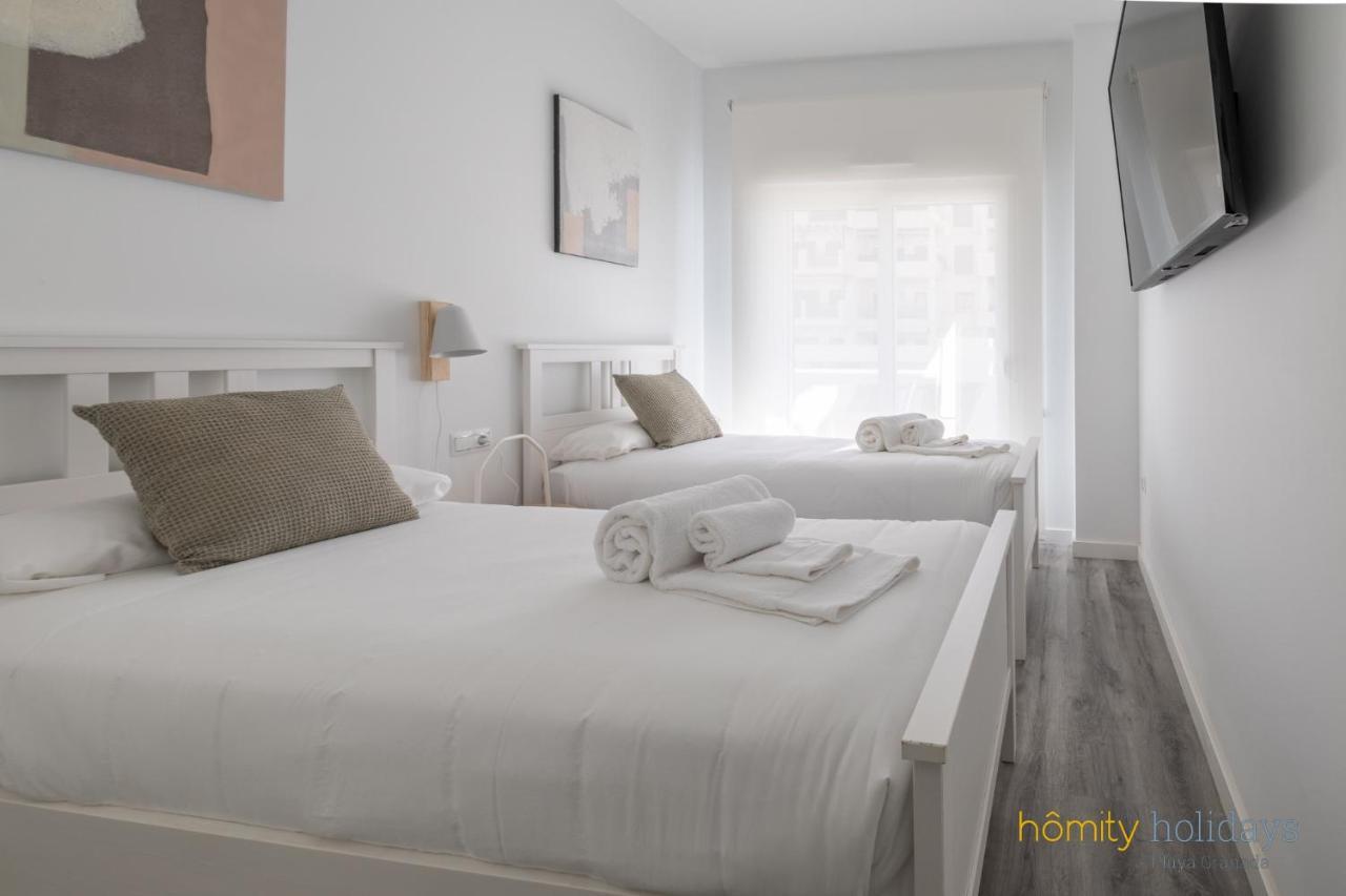מוטריל Homity Holidays - Playa Granada - Marina Golf מראה חיצוני תמונה
