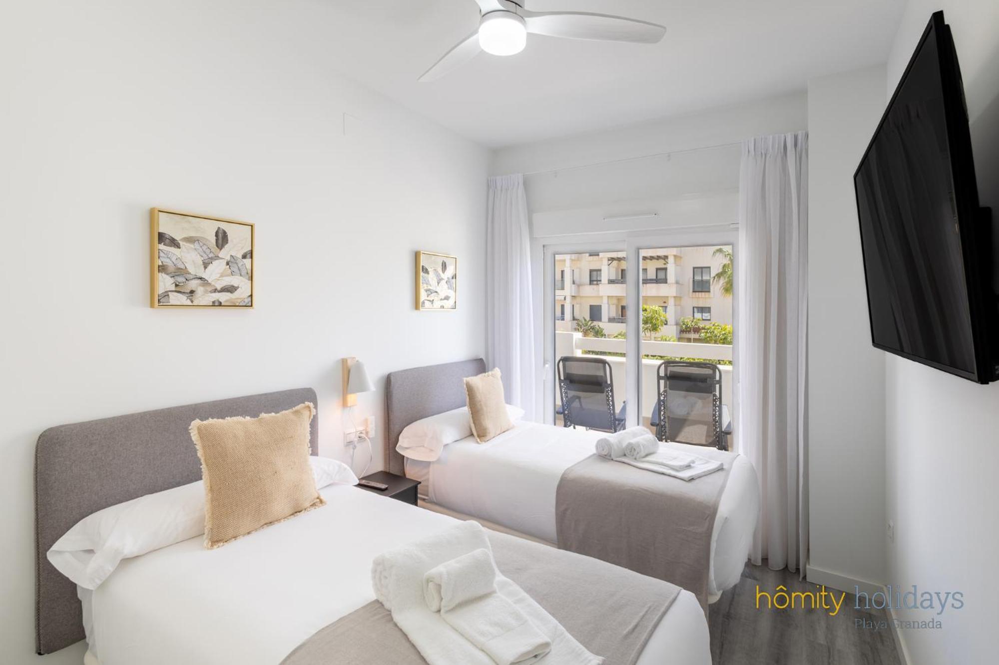 מוטריל Homity Holidays - Playa Granada - Marina Golf מראה חיצוני תמונה