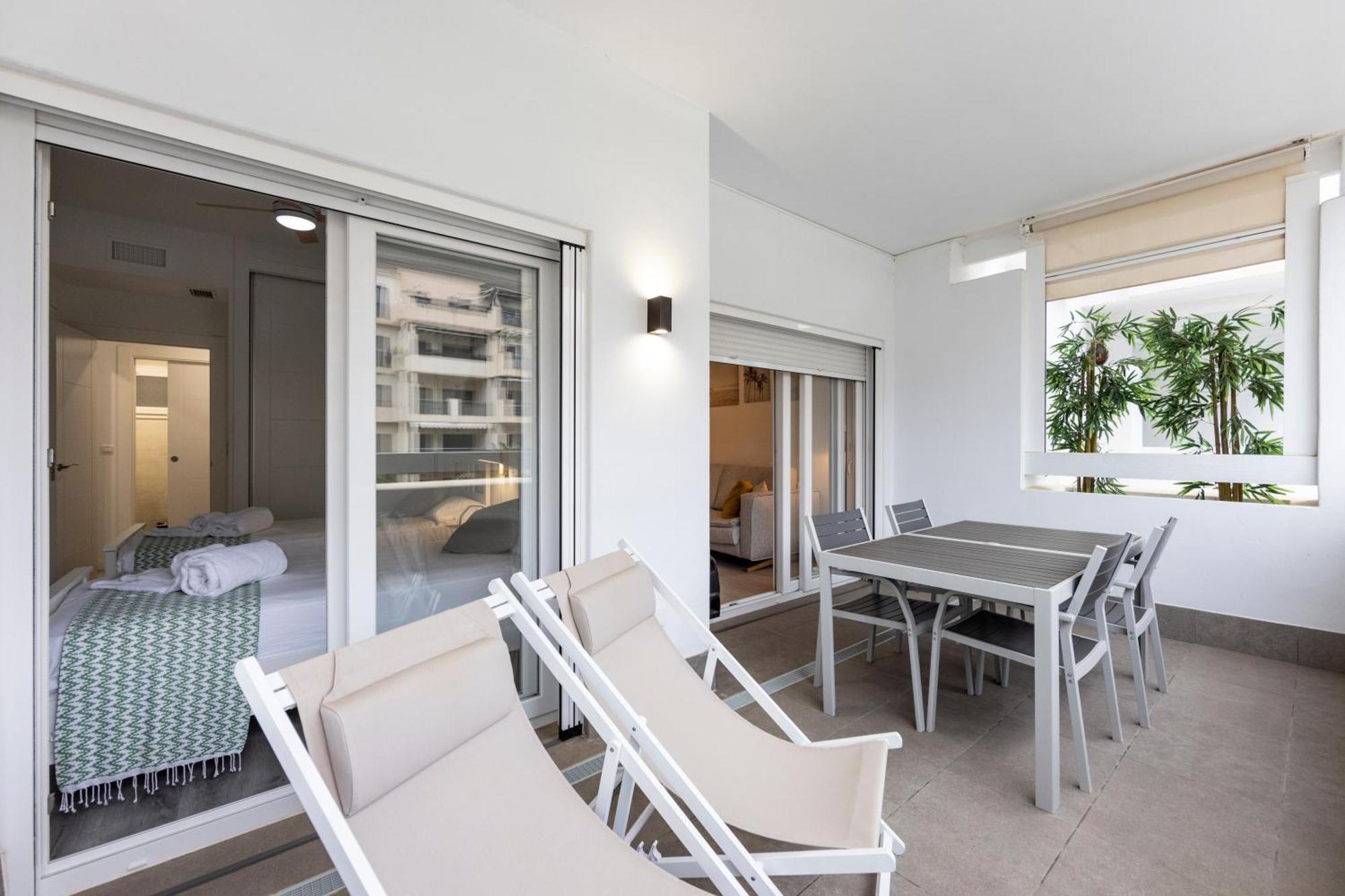מוטריל Homity Holidays - Playa Granada - Marina Golf מראה חיצוני תמונה